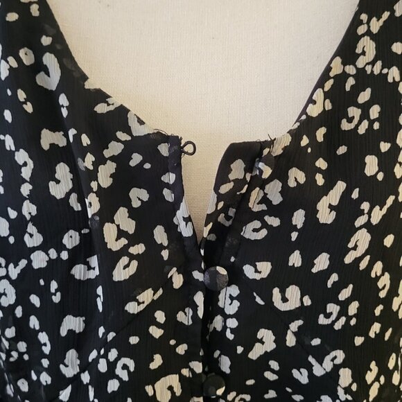 Nine West Sheer Sleeve Printed Top Size XXL - Picture 2 of 9